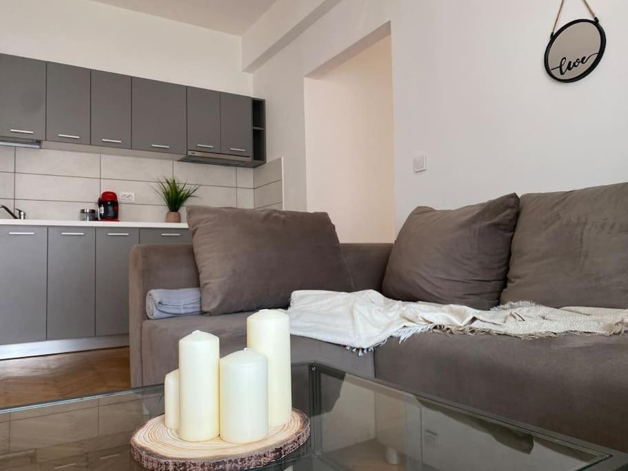 2 Bedroom Apartment With Terrace In City Center Bukareszt Zewnętrze zdjęcie